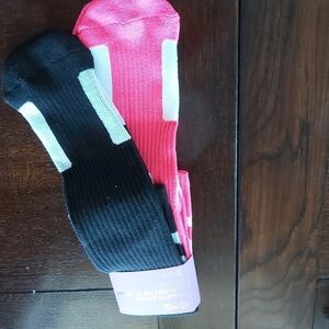 🧦NEW Move athletic socks-2 pack//B4B